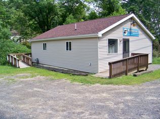 922 15th St, Franklin, PA 16323