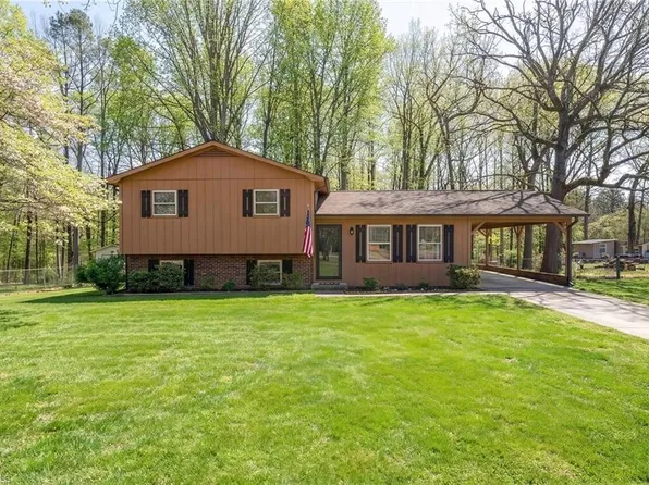 230 Center St, Cooleemee, NC 27014