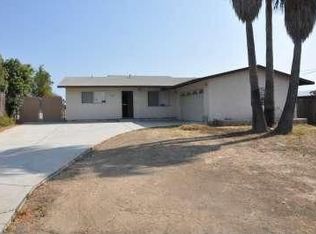 918 Crest View Rd, Vista, CA 92081