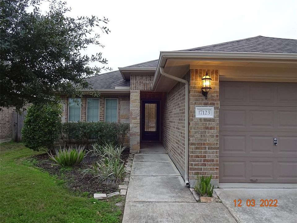 1st image of 17123 Fable Springs Ln