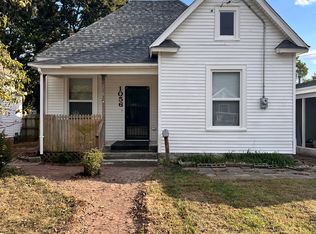 1056 E Locust St, Springfield, MO 65803