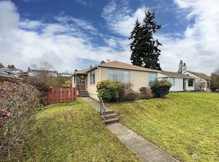 1012 E 7th St, Port Angeles, WA 98362