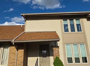 60 Willow Way, Waterford, MI 48328