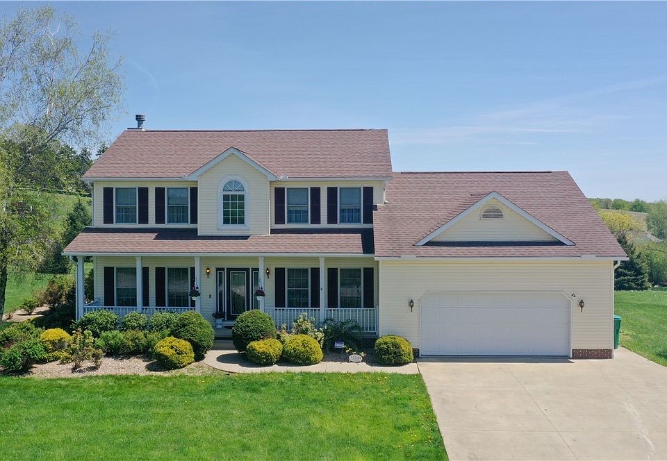 1st image of 16544 Davis Dr