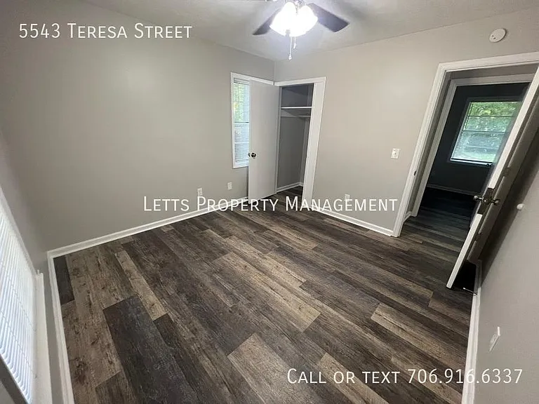5543 Teresa St — Photo 12