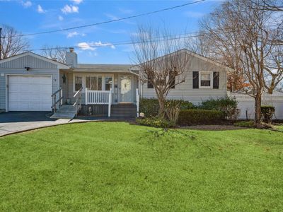 58 Wayne Street, Hauppauge, NY, 11788