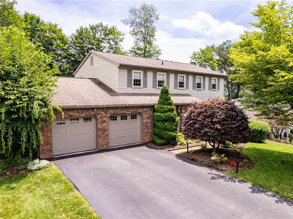 612 Westchester Dr, Greensburg, PA 15601