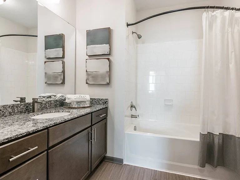 Village at Westland Cove Apartments — Photo 14