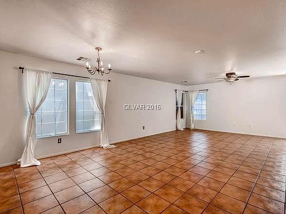 3rd image of 6133 Dutch Windmill Ave