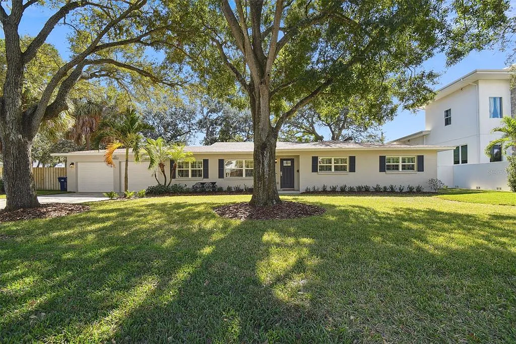 4 bed, 3.5 bath, 2562 sqft, $5,250 — Photo 1