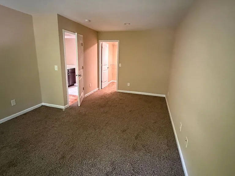 1720 Skyline Dr #108 — Photo 19