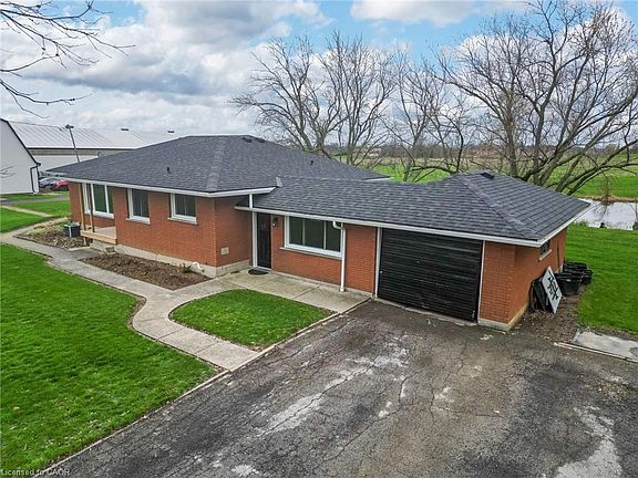 3rd image of 2223 Hall Rd