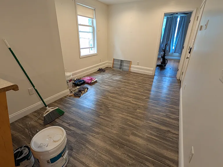 6 Fort St #4 — Photo 4