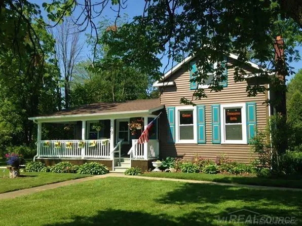 109 N Ridge St, Port Sanilac, MI 48469