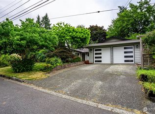 604 128th Ave SE, Bellevue, WA 98005