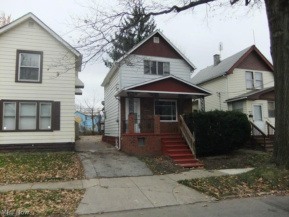 2nd image of 7912 E Vineyard Ave