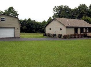 830 Waynoka Dr, Lake Waynoka, OH 45171