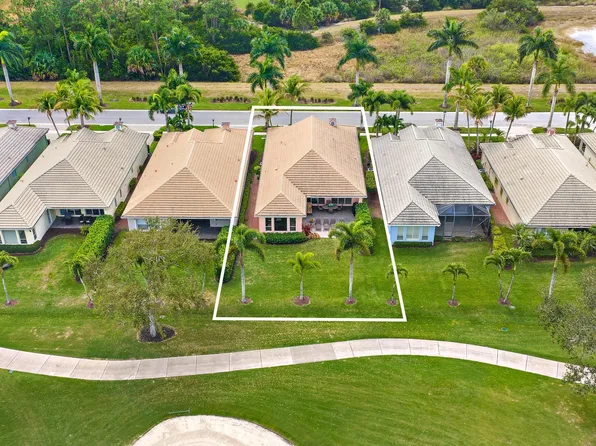 10675 La Strada, West Palm Beach, FL 33412