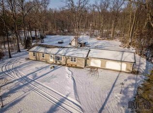 1663 Irish Rd, Dundee, MI 48131