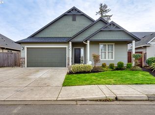 752 SW Nyssa St, Junction City, OR