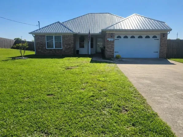 8952 Sherman Rd, Foley, AL 36535