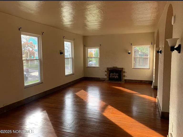 1429 Potomac Dr #2 — Photo 3