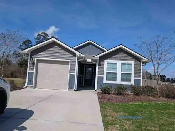 12389 Foxglove Ave, Walker, LA 70785