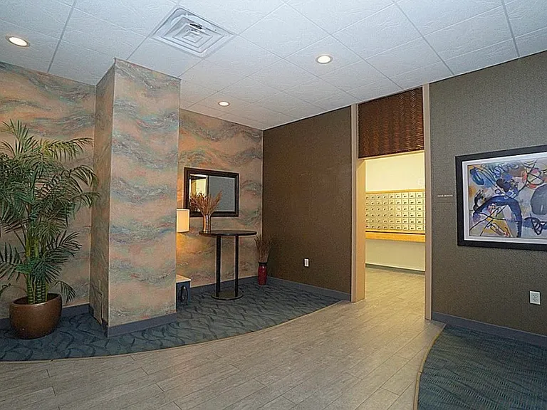 151 Buffalo Ave #905 — Photo 24