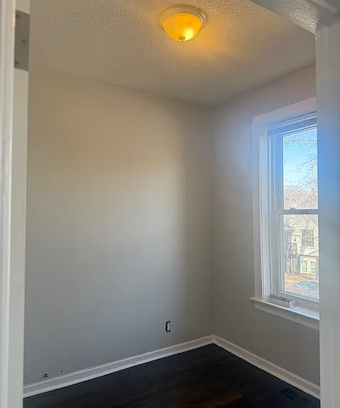 6842 S Champlain Ave #2 — Photo 7