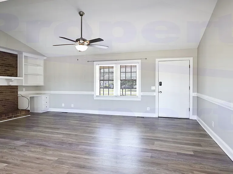 539 Rains Crossroads Rd — Photo 4