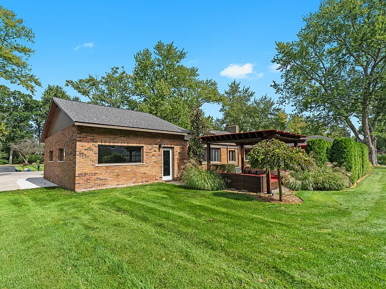 870 Pine Hill Dr — Photo 48