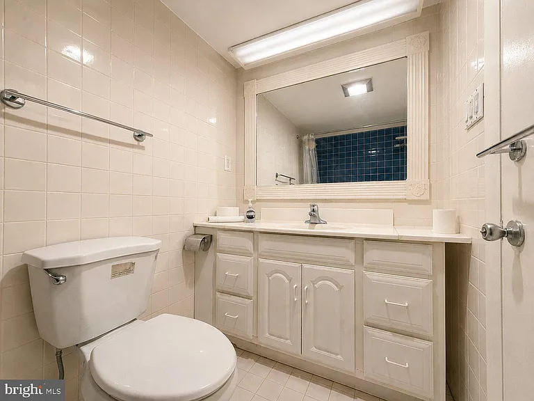 1301 S Arlington Ridge Rd #508 — Photo 10