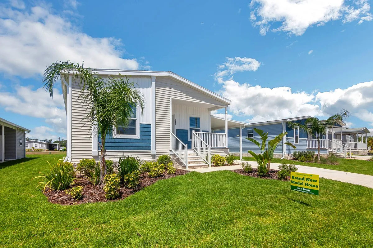 Building Photo - 1451 Whispering Pines Loop #1451