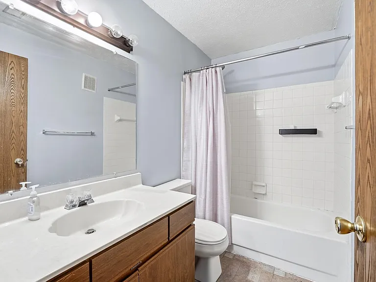 76 View Terrace Dr #9 — Photo 25
