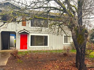 241 NW Rose St, Winston, OR 97496