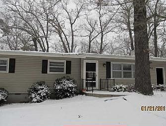 1st image of 40 Lambeth Dr