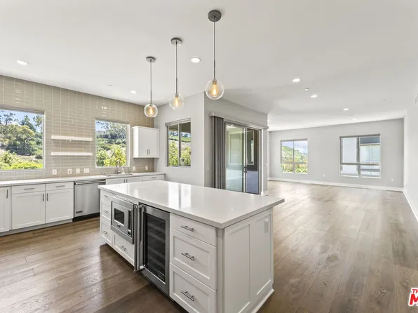 12705 Bluff Creek Dr Unit 3, Playa Vista, CA 90094