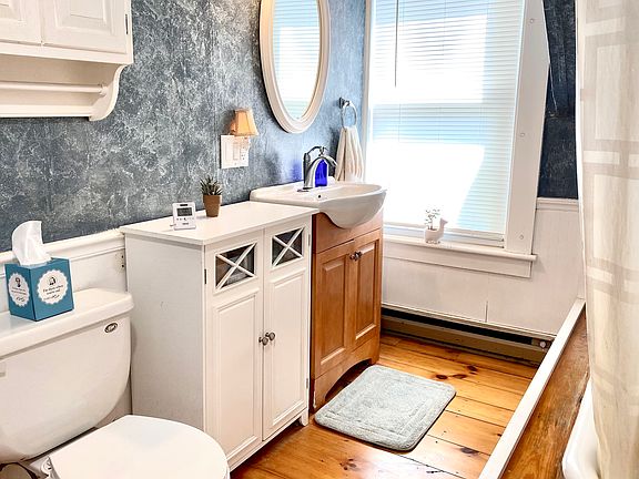 5th image of 6 Shelby Ln