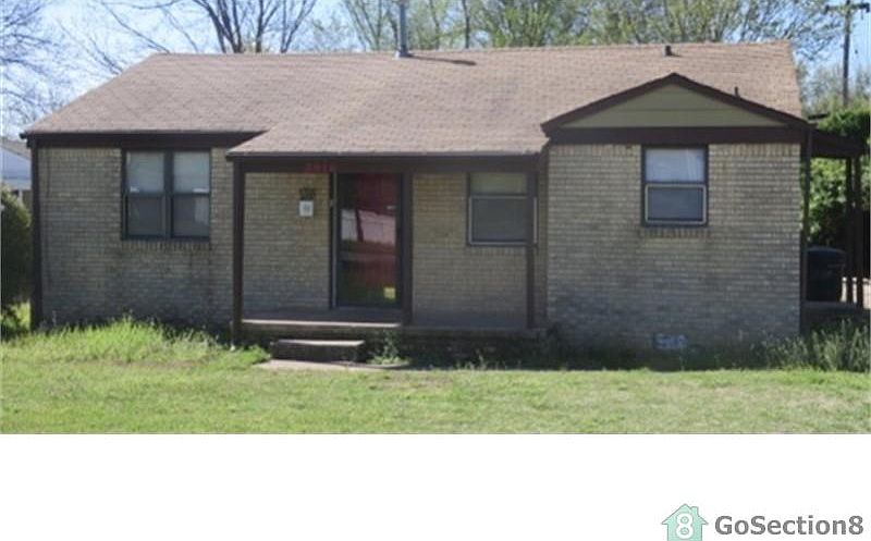 1st image of 3616 SE 15th St