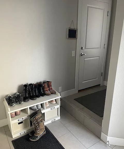 2347 Eliot St — Photo 28