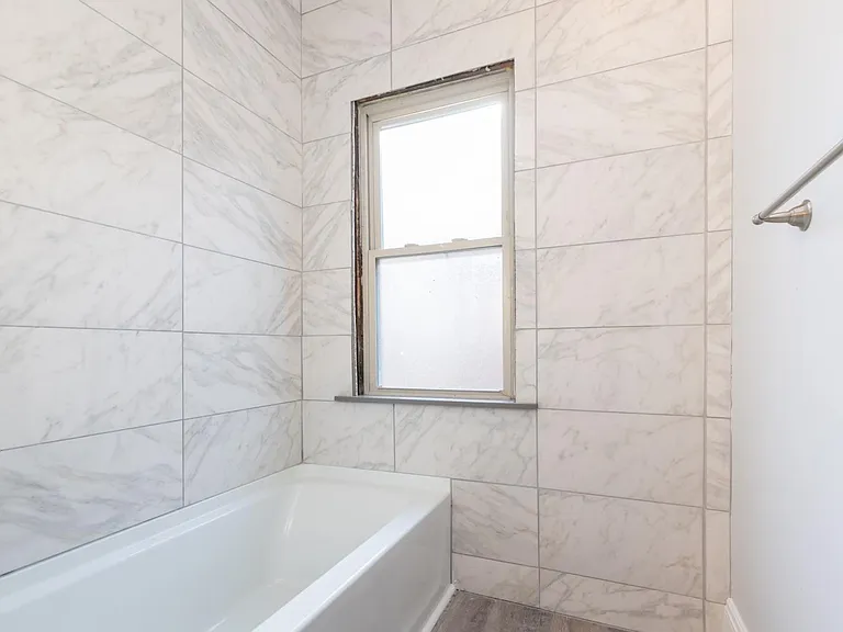 2741 Hampshire Rd #3 — Photo 10