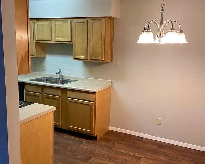 Brandywine Crossing Apartments — Photo 26