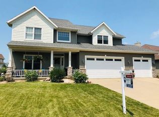 1005 Aldora Ln, Waunakee, WI 53597