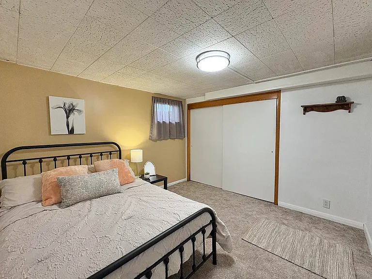 66 N 1150 W — Photo 11