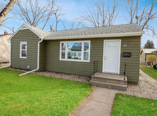 1119 S Lloyd St, Aberdeen, SD 57401