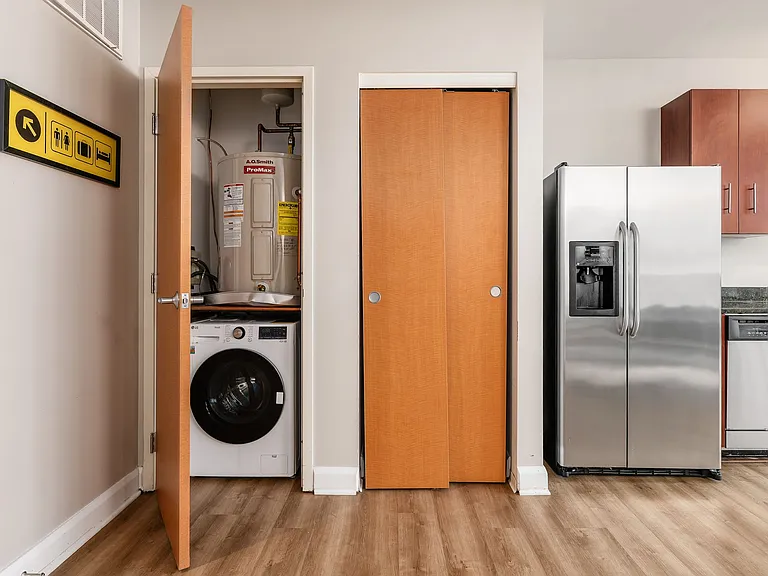 Washer/dryer in unit