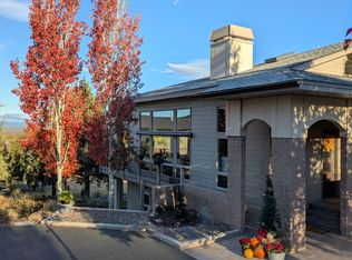 893 Highland View Loop, Redmond, OR 97756