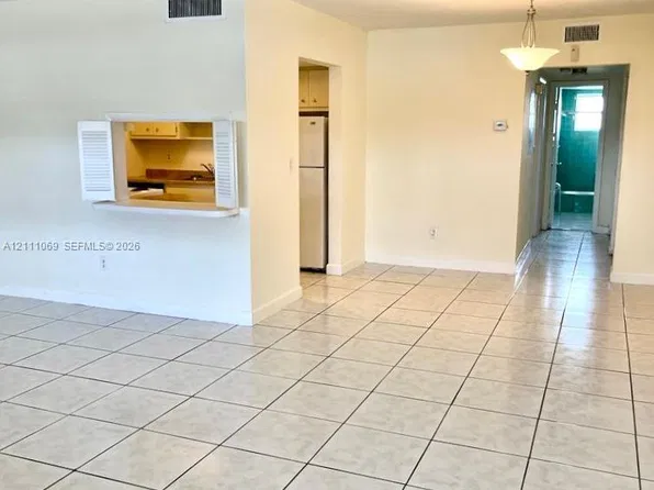 12150 NE 19th Ave APT 7, North Miami, FL 33181