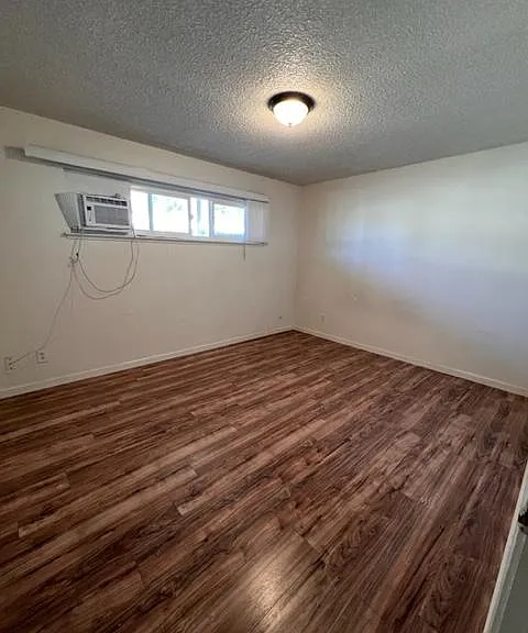 125 S L St #6 — Photo 8
