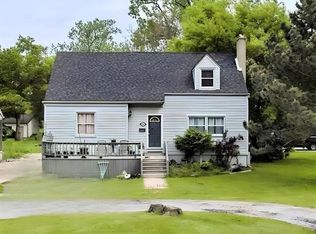 1254 Lakeshore Rd, Sarnia, ON N7S2L4